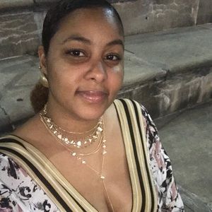 Meet your Posher, Nadine